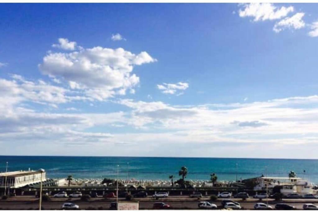 Cosy Studio Flat On The Seaside Daire Lido di Ostia Dış mekan fotoğraf